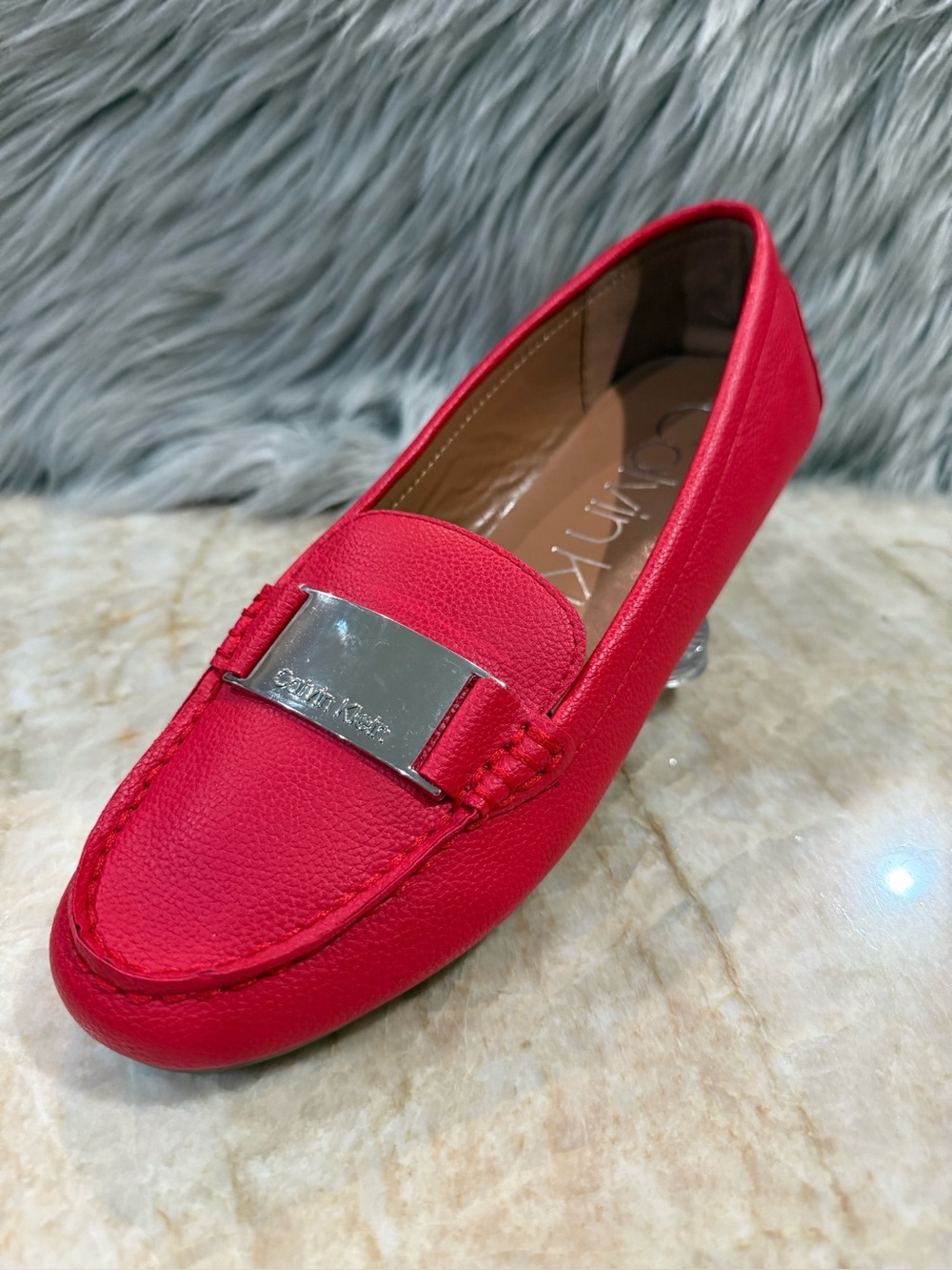 Calvin Klein Lillia Women's Red Leather Flat Loafers Size 8M EUC, MSRP $139 NEW